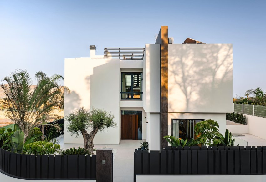 Новое здание - Villa - La Nucía