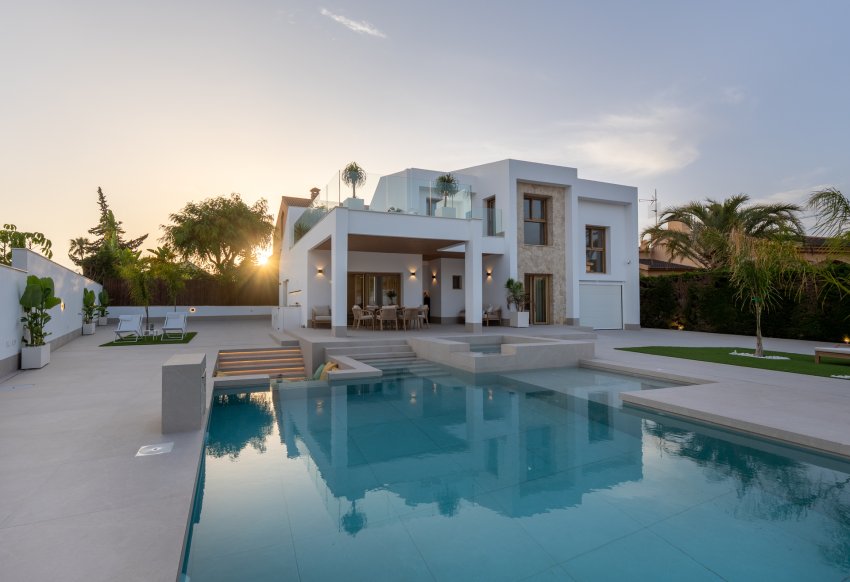 Новое здание - Villa - Orihuela Costa