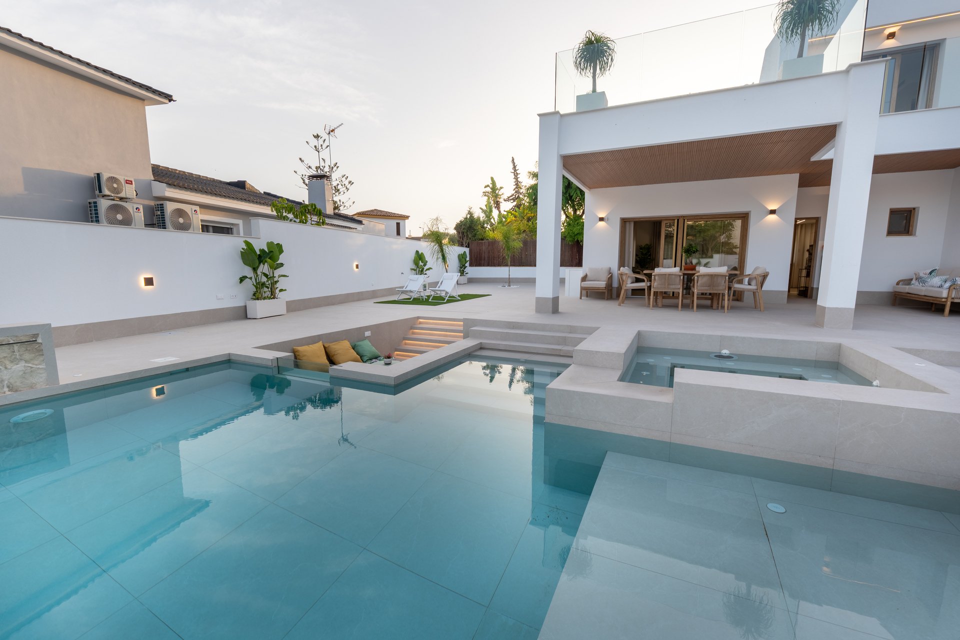 Новое здание - Villa - Orihuela Costa
