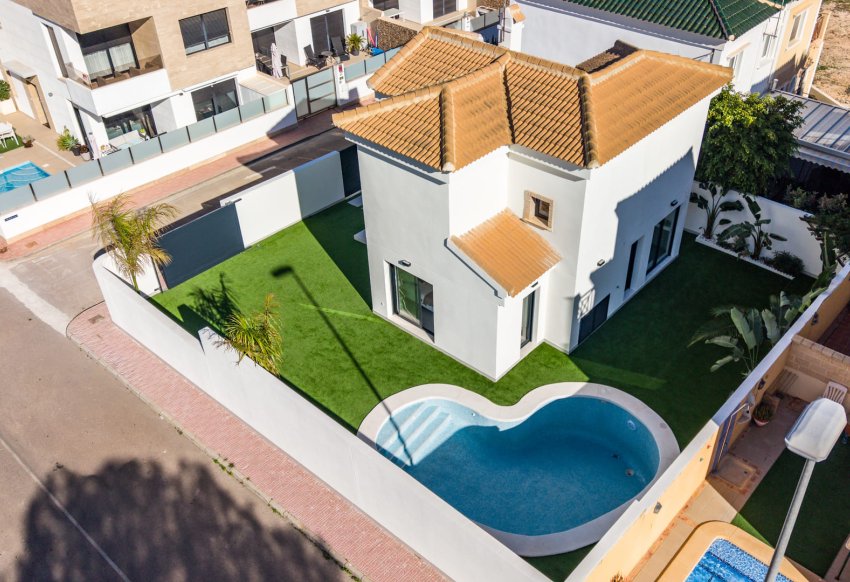 Новое здание - Villa - Orihuela Costa