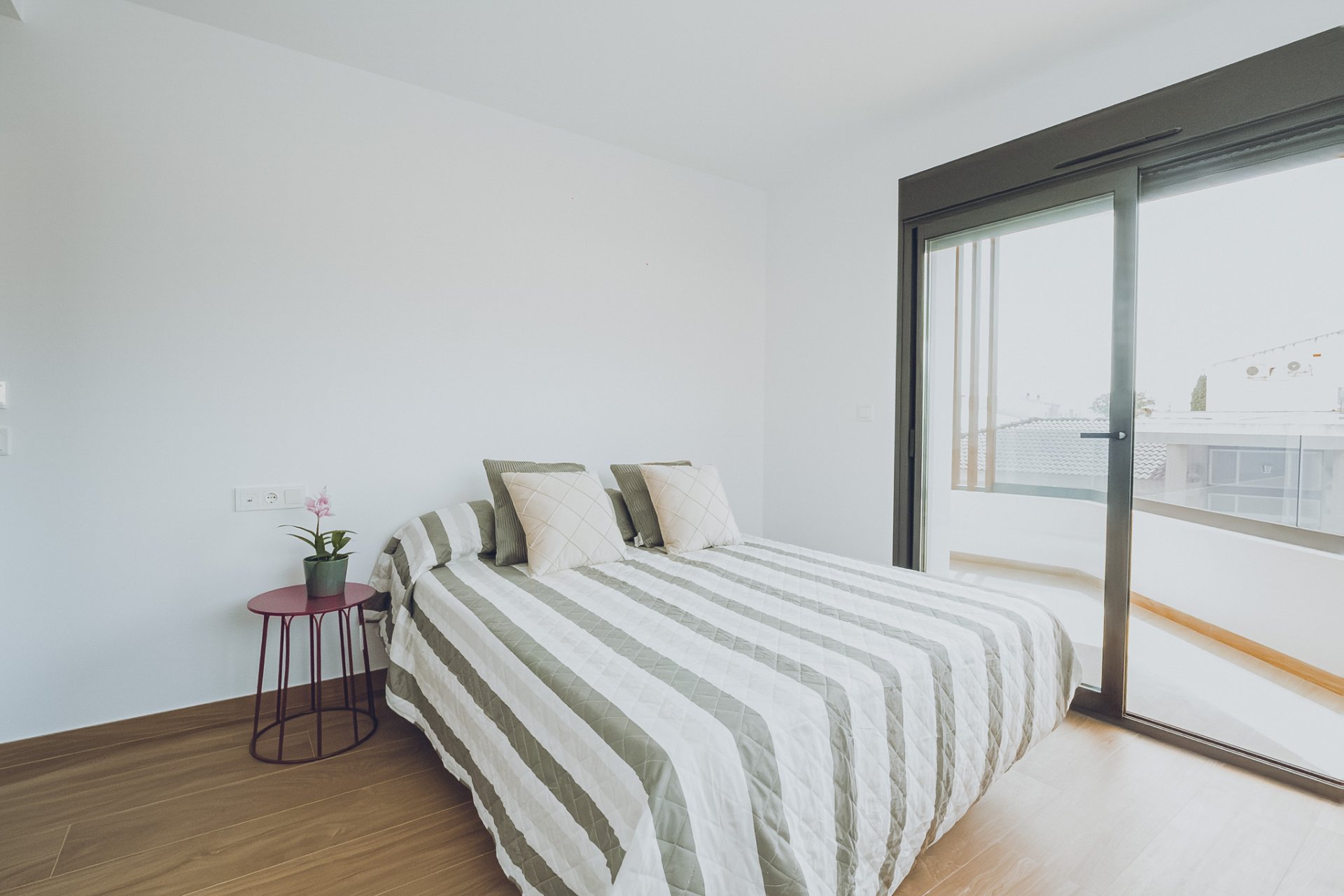 Obra nueva - apartment - Redován