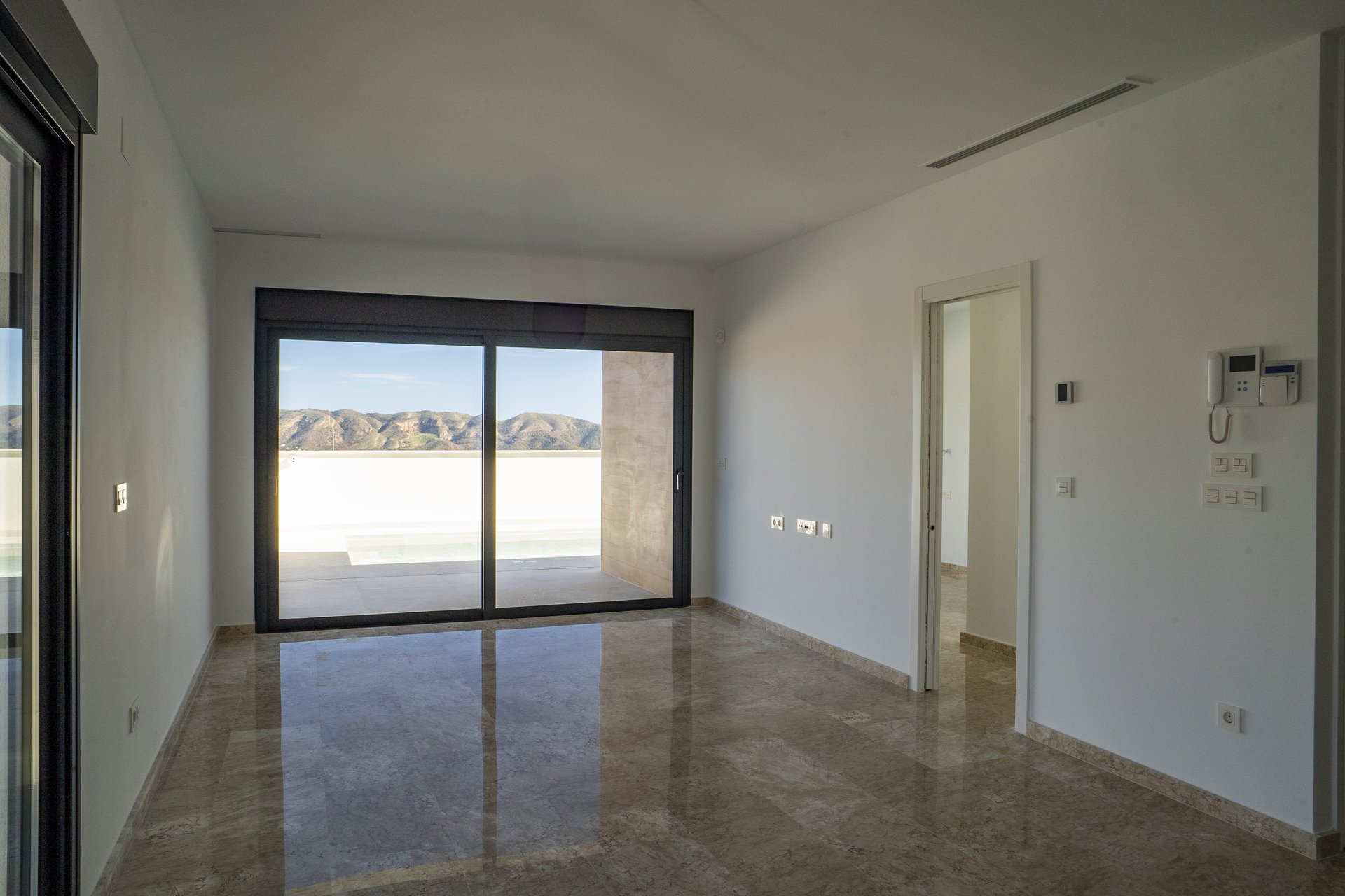 Obra nueva - detached - Coloma