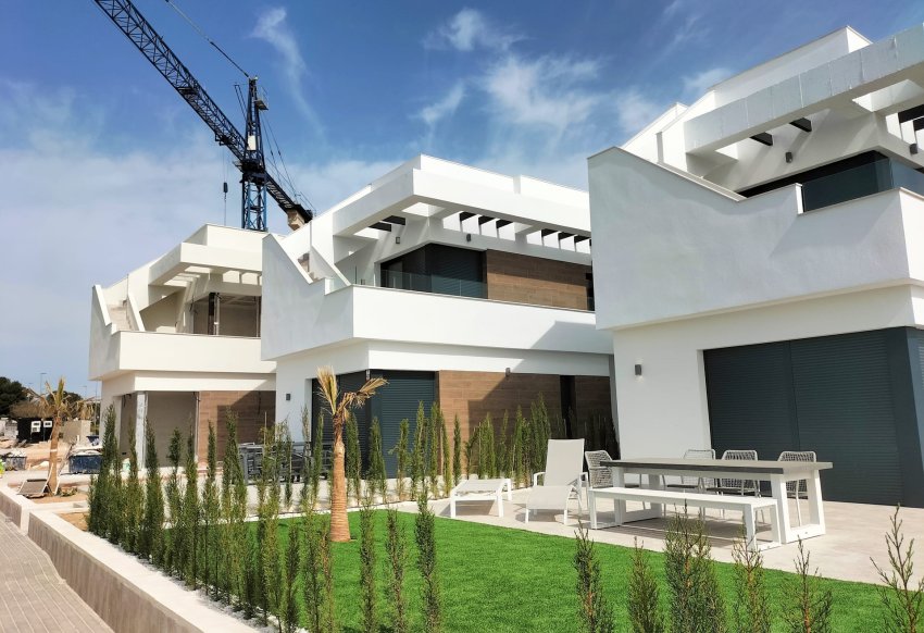 Obra nueva - detached - Pilar de la Horadada
