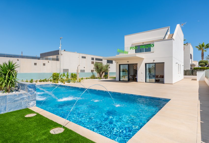 Obra nueva - Villa - Dehesa de Campoamor