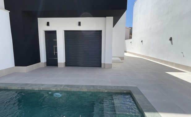New Build - detached - Heredades