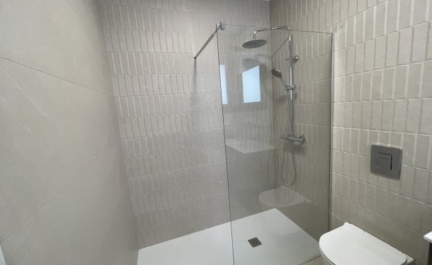 New Build - detached - Heredades