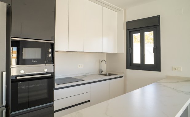 New Build - detached - Coloma