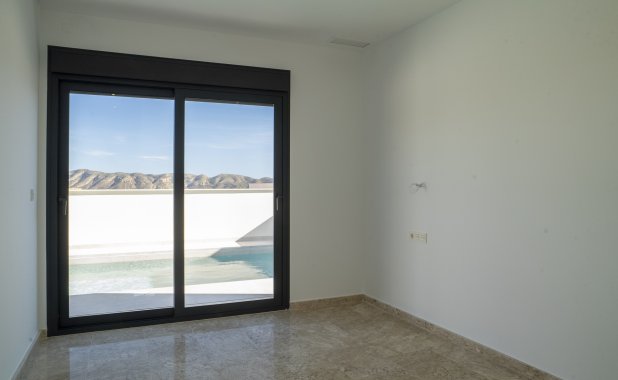 New Build - detached - Coloma