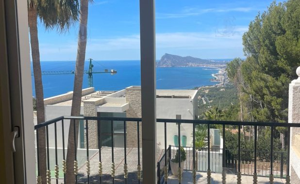Новое здание - Villa - Altea