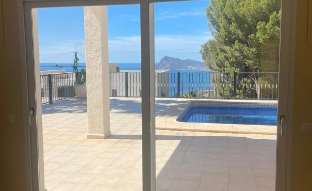 Новое здание - Villa - Altea