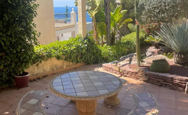 Новое здание - Villa - Altea