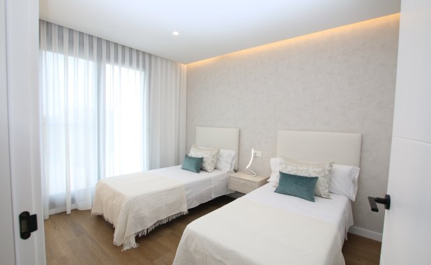 New Build - detached - Pilar de la Horadada