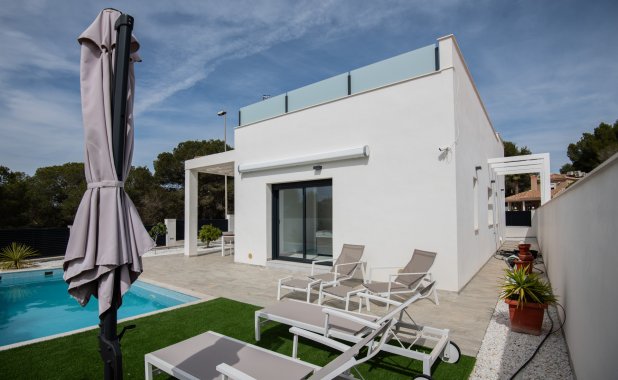 New Build - detached - Pinar de Campoverde