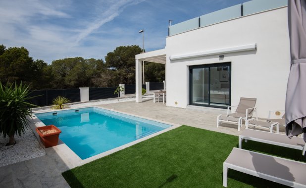 New Build - detached - Pinar de Campoverde