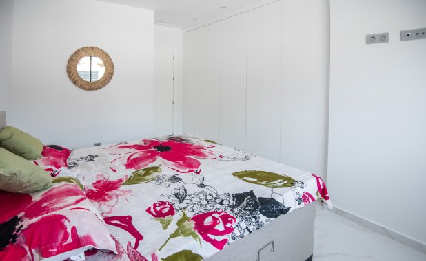 New Build - detached - Pinar de Campoverde