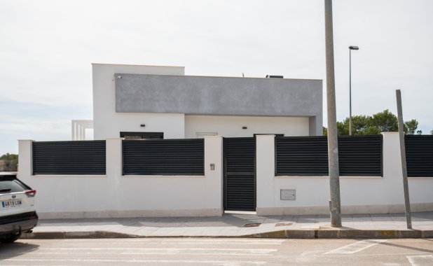 New Build - detached - Pinar de Campoverde