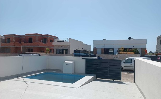 New Build - detached - Daya Nueva