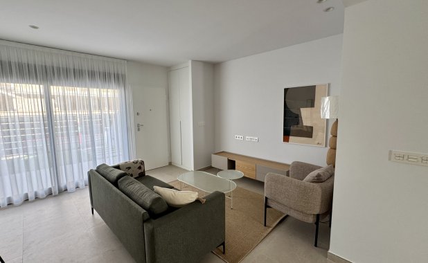 Новое здание - low-bungalow - San Pedro del Pinatar