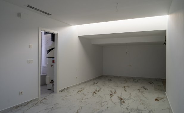 New Build - detached - Coloma