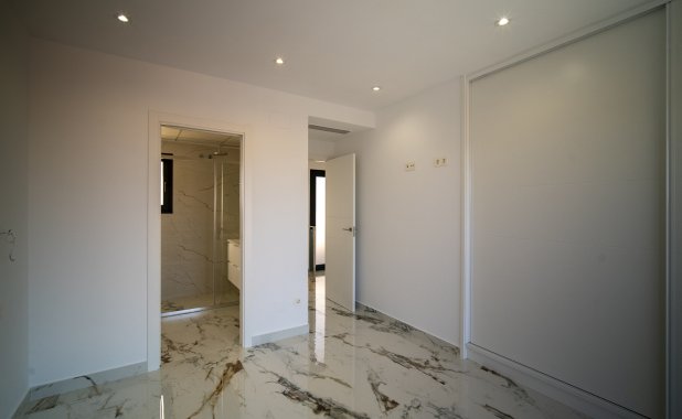 New Build - detached - Coloma