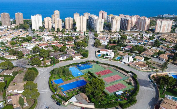 Новое здание - Villa - Orihuela Costa