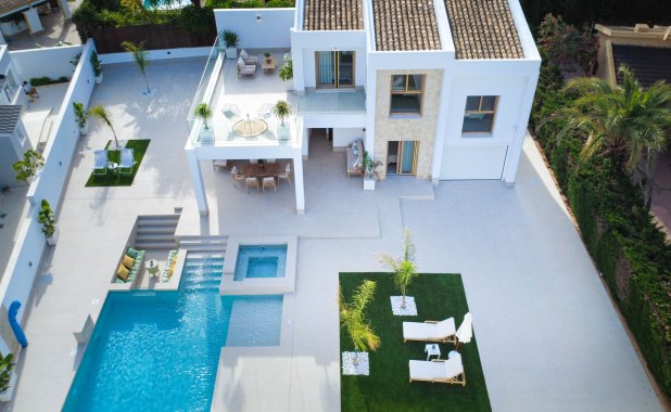 Новое здание - Villa - Orihuela Costa