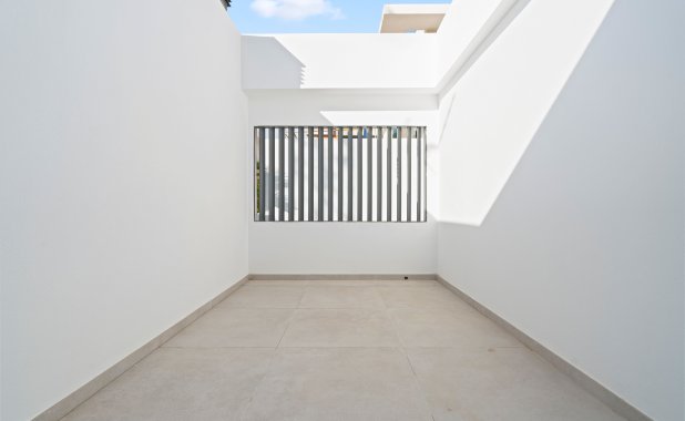 Новое здание - Villa - Benidorm