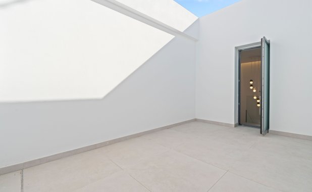 Obra nueva - Villa - Benidorm