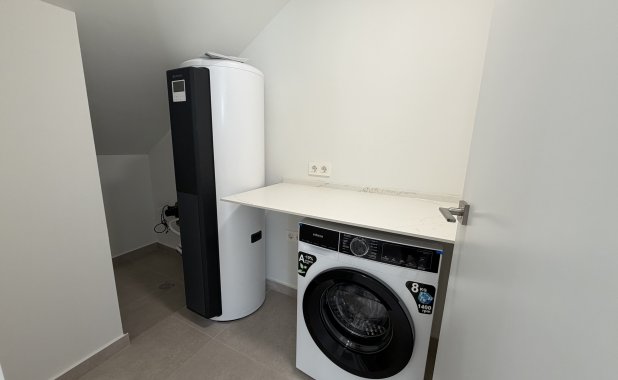 New Build - detached - Heredades