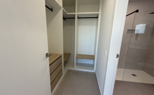 New Build - detached - Heredades