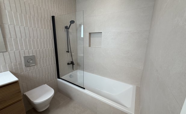 New Build - detached - Heredades