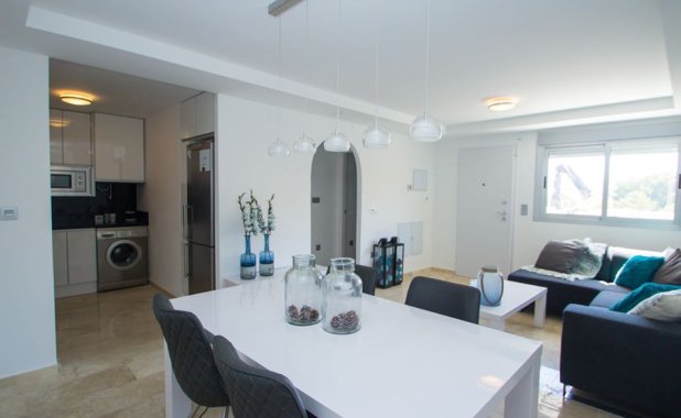 New Build - Penthouse - Res. Las Filipinas