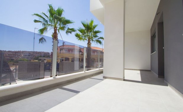 New Build - Penthouse - Res. Las Filipinas