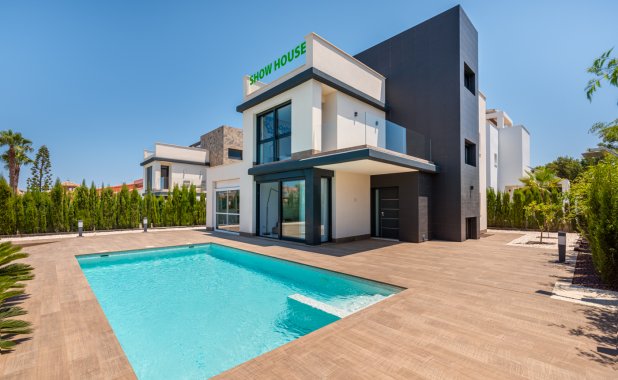 New Build - detached - Playa Paraiso